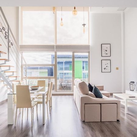El Ventero Apartment - Elegante Apt Para 5 Con Terraza, Wi-Fi Y Aparcamiento En La Calle Camarma de Esteruelas Esterno foto