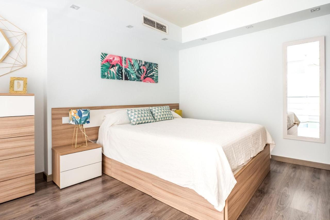 El Ventero Apartment - Elegante Apt Para 5 Con Terraza, Wi-Fi Y Aparcamiento En La Calle Camarma de Esteruelas Esterno foto