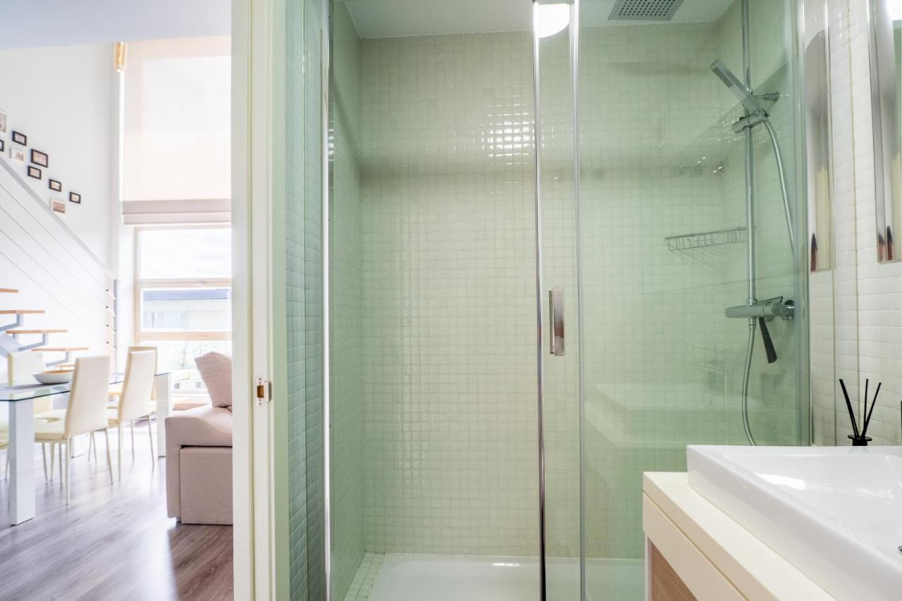 El Ventero Apartment - Elegante Apt Para 5 Con Terraza, Wi-Fi Y Aparcamiento En La Calle Camarma de Esteruelas Esterno foto